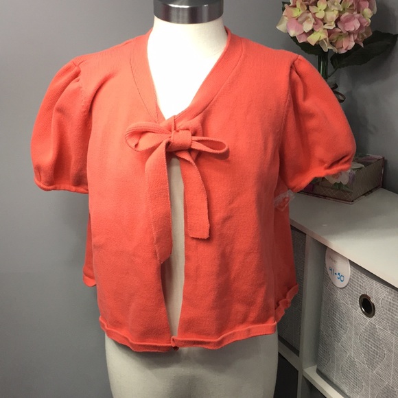 Lucy & Laurel Sweaters - 🛍10/$25!!🛍 Lucy & Laurel open Sweater